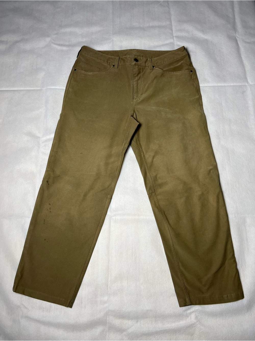 Lululemon Men's Chino Pants‎